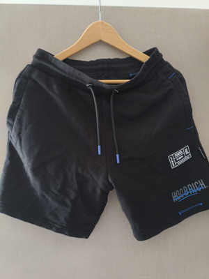 Hoodrich boys' shorts S, black