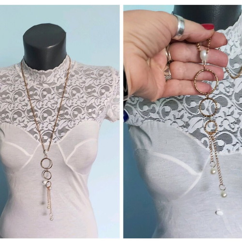 Necklaces and chokers like new, set of 4 pieces