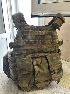 Warrior Assault carrier used with general purpose case and triple magazine pouch