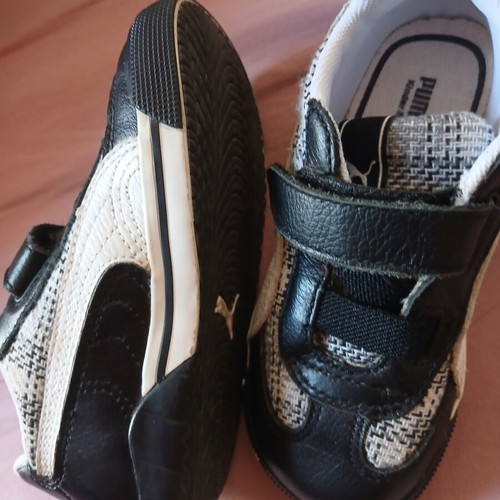 Puma athletic shoes size 24 like new, black
