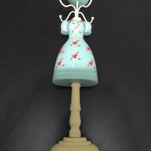 Wooden jewelry hanger 33cm like new