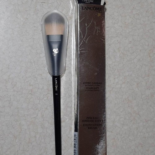 Lancome Foundation Brush 02 new, professional makeup brush
