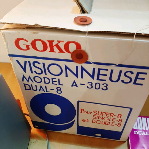 GOKO Visionneuse Model A-303 Dual-8 projector editor like new, Super8 film
