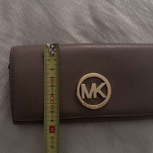 Michael Kors wallet beige, like new