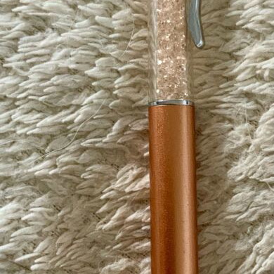 Swarovski pen like new with authentic crystals and metal body