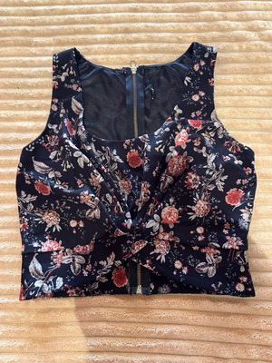 BSB Collection Τοπ Μπλούζα Γυναικεία μέγεθος M/L σαν καινούργιο, μαύρο με σχέδια