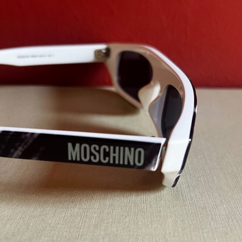 Moschino γυαλιά ηλίου like new, unisex, ορθογώνια, άσπρο και μαύρο