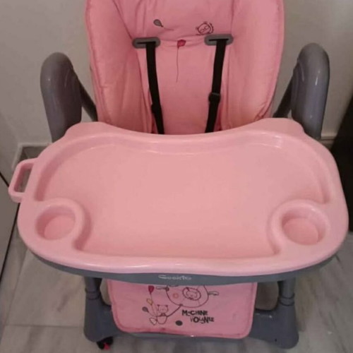 Lorelli Gusto baby high chair with 5-point safety harness, pink cover