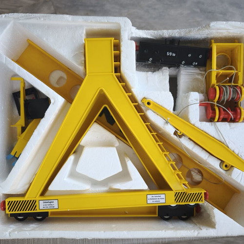 Playmobil 4210 M·A·N Crane Bridge vintage German set used