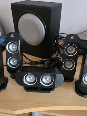 Logitech X-530 5.1 ηχεία surround μεταχειρισμένα, με μικρή φθορά