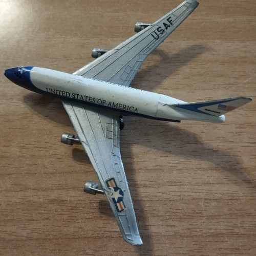 Boeing 747 Air Force One model used, 1980s presidential plane