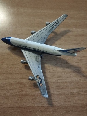 Boeing 747 Air Force One model used, 1980s presidential plane