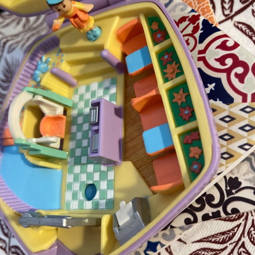 Bluebird Polly Pocket complete, like new