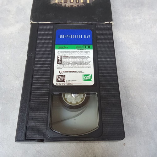 Independence Day VHS tape used, action adventure movie 1990
