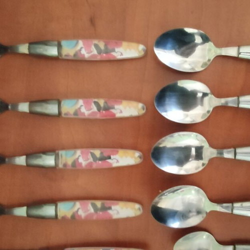 Vintage cutlery set 16 pcs used, floral handles, stainless steel