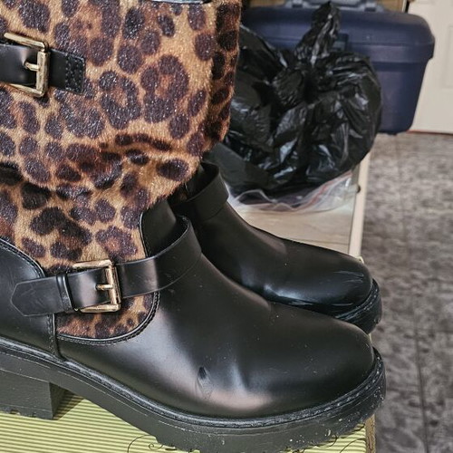 Women's boots with leopard print used, size 38, black and orange