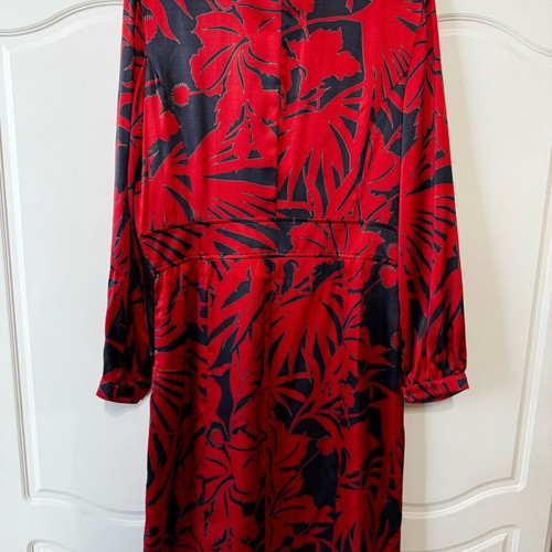 Silk dress Lussile red like new