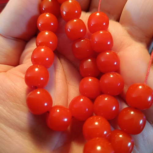 Mastic Worry Beads with Pine Scent, 33 Beads, Metal Tassel