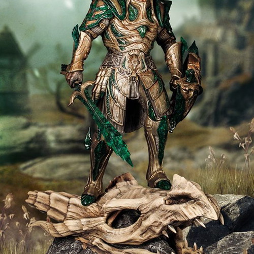 The Elder Scrolls Online Glass Armor statue like new with boxes