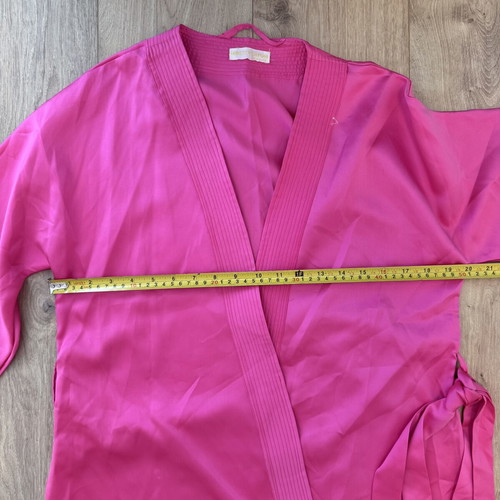 Loretta Caponi Firenze Pink Satin Robe M-L like new, belted, made in Italy