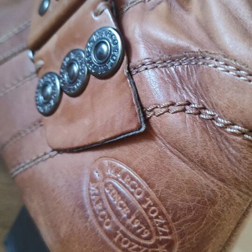Marco Tozzi women's brown boots size 38 used with inner lining and 6cm heel