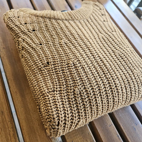 Brown pullover used, size XS
