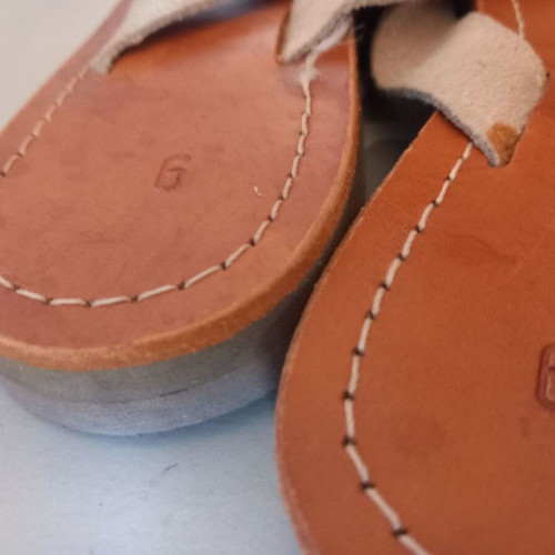 Classic women's sandals new, sizes 32, 34, 35, 36, leather