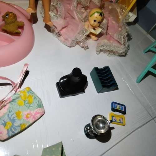 Sindy Dream House vintage suitcase used, Hasbro 1990