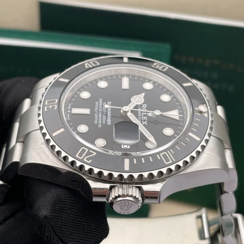 Rolex Submariner 126610LN date unworn full set