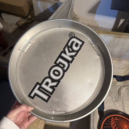 Serving trays used, set of 6, including one Trojka, 2 medium black, 3 large black