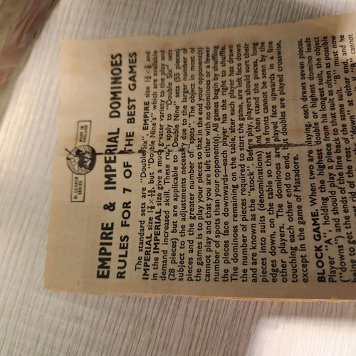 Dominoes Empire Made England collectible like new 1959