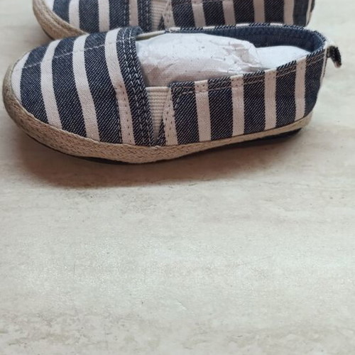 H&M baby boys espadrilles like new