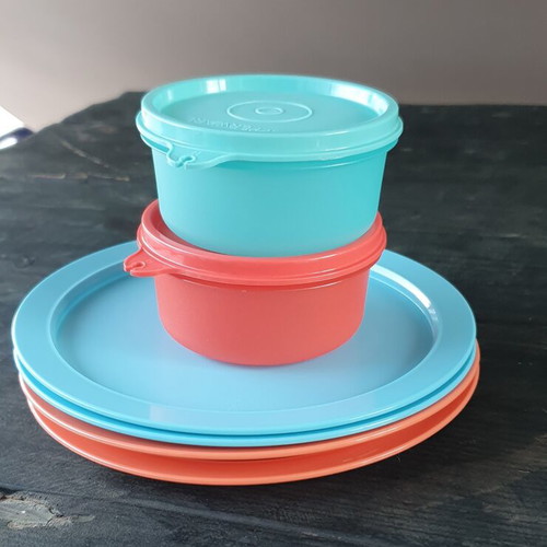 Tupperware kids set 6 pcs with airtight modular bowls and plates