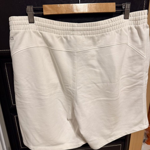 Adidas men's shorts XL like new, white