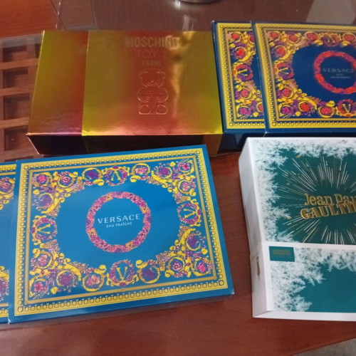 Pack of 4 perfume set boxes