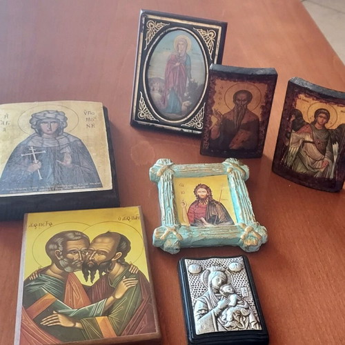Saint icons like new, pack with wood, metal and clay