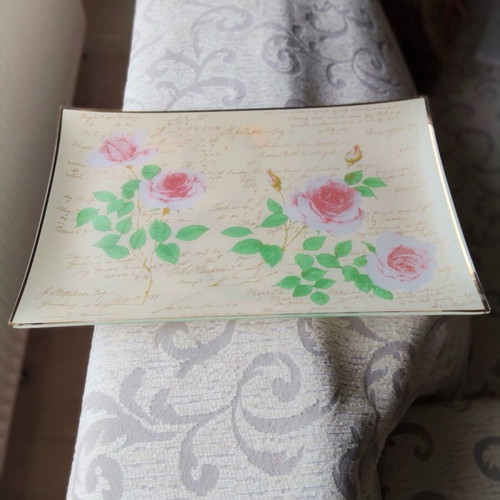 Glass serving platter new, unused