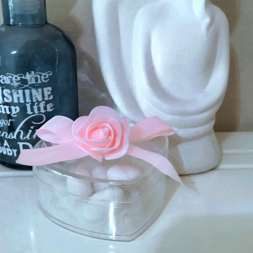 Handmade plexiglas heart-shaped bombonieres made to order