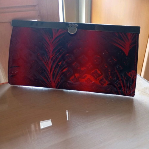 Red patent leather wallet bag like new