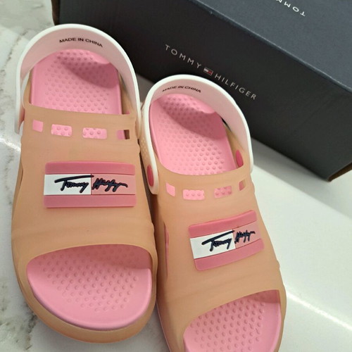 Tommy Hilfiger flip flops size 34 like new, pink