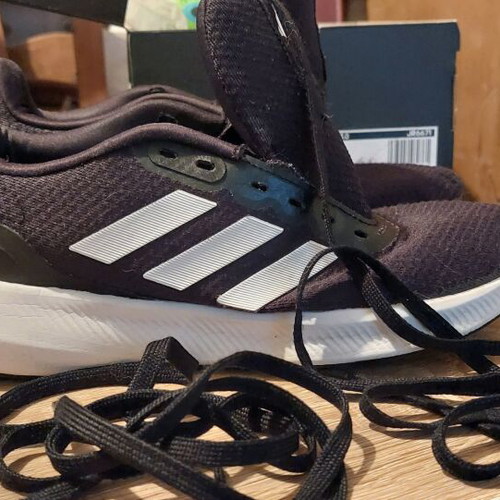 Adidas Runfalcon 3.0 running shoes size 39 1/2 like new