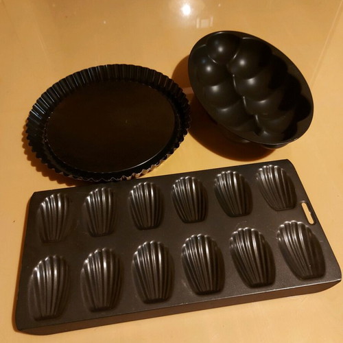 Bakeware for various sweets like new