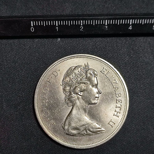 Commemorative coin Queen Elizabeth II & Prince Philip like new