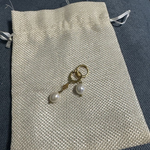 Pearl drop earrings gold color new