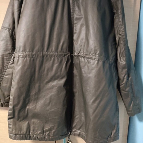 Olive parka jacket like new with waterproof fabric and fur hood
