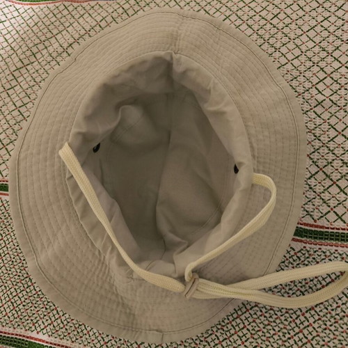 Hat beige like new