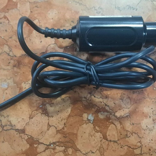 Mio Moov 330 2 charging cables, car charger and mount like new original