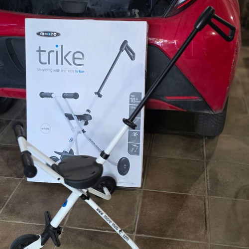 Micro trike toddler tricycle with handle, 18 months to 20 kg