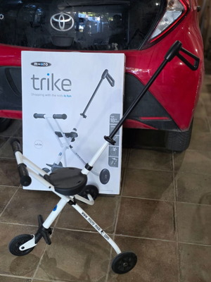 Micro trike toddler tricycle with handle, 18 months to 20 kg