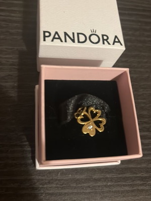 Pandora 14k медальон нов, златист и сребрист